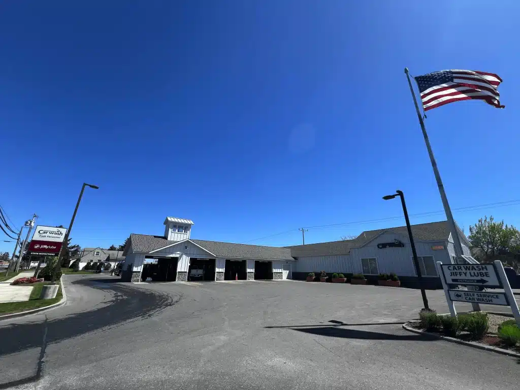 Exterior view of the Hudson NY Hoffman Car Wash location